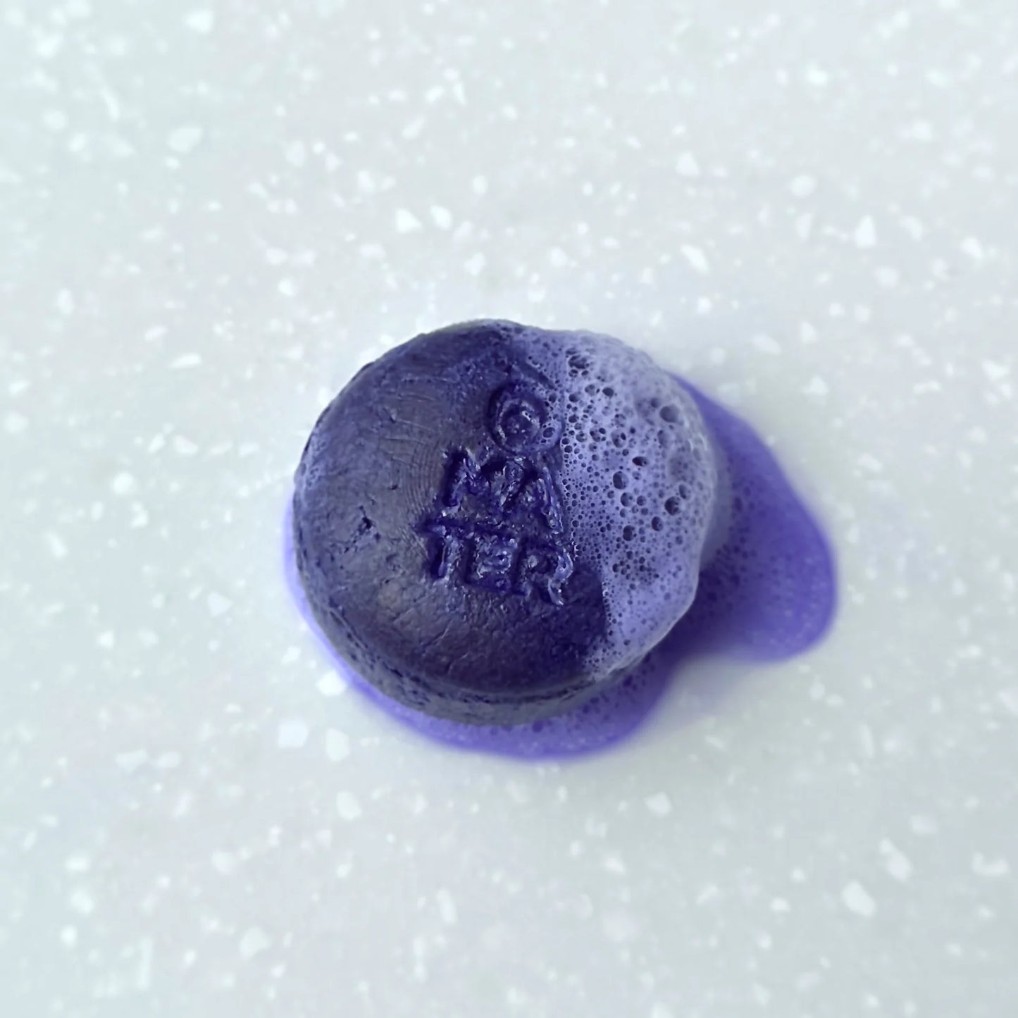 BLONDES HAVE MORE FUN Nourishing Shampoo Bar for Blonde & Silver Hair
